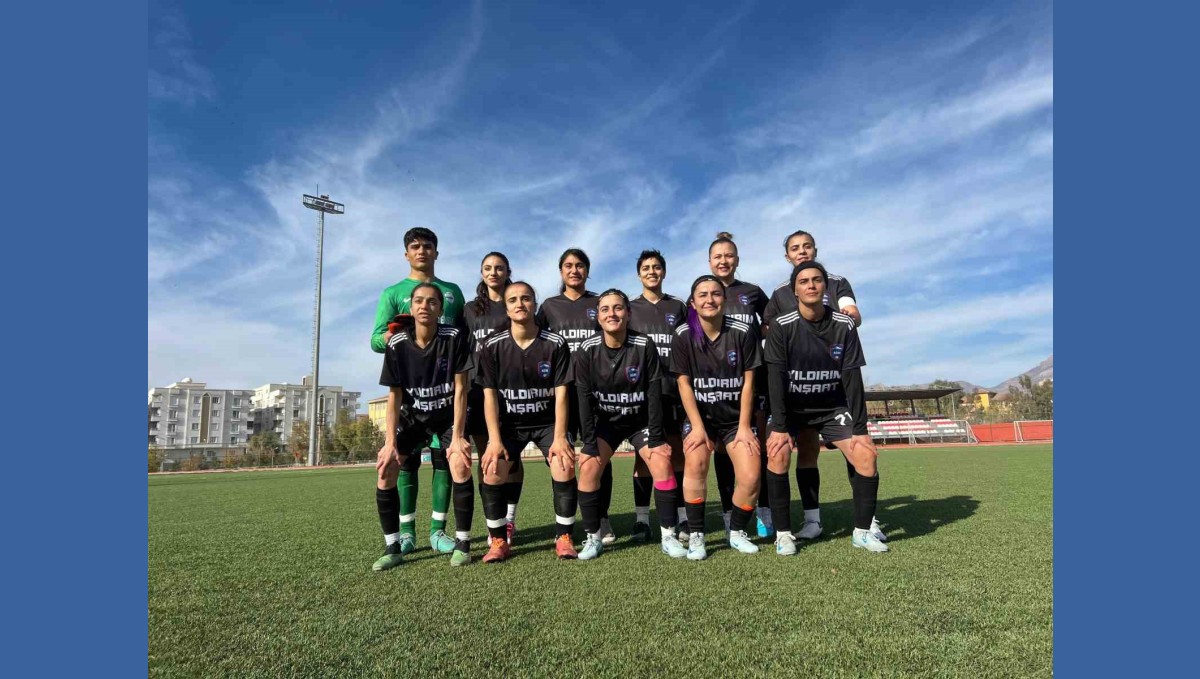 Ağrı Kadın Futbol Takımı, Silopi'den 3 puanla döndü