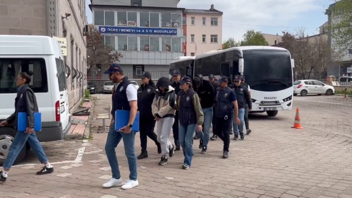 Ağrı merkezli yasa dışı bahis operasyonu: 5 ilde 20 gözaltı