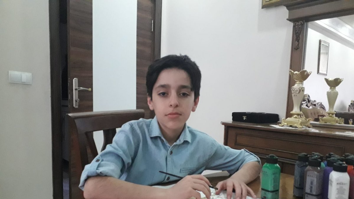 Ağrı Milli Eğitim Müdürü Tekin logo tasarımı tescillenen öğrenciyi tebrik etti