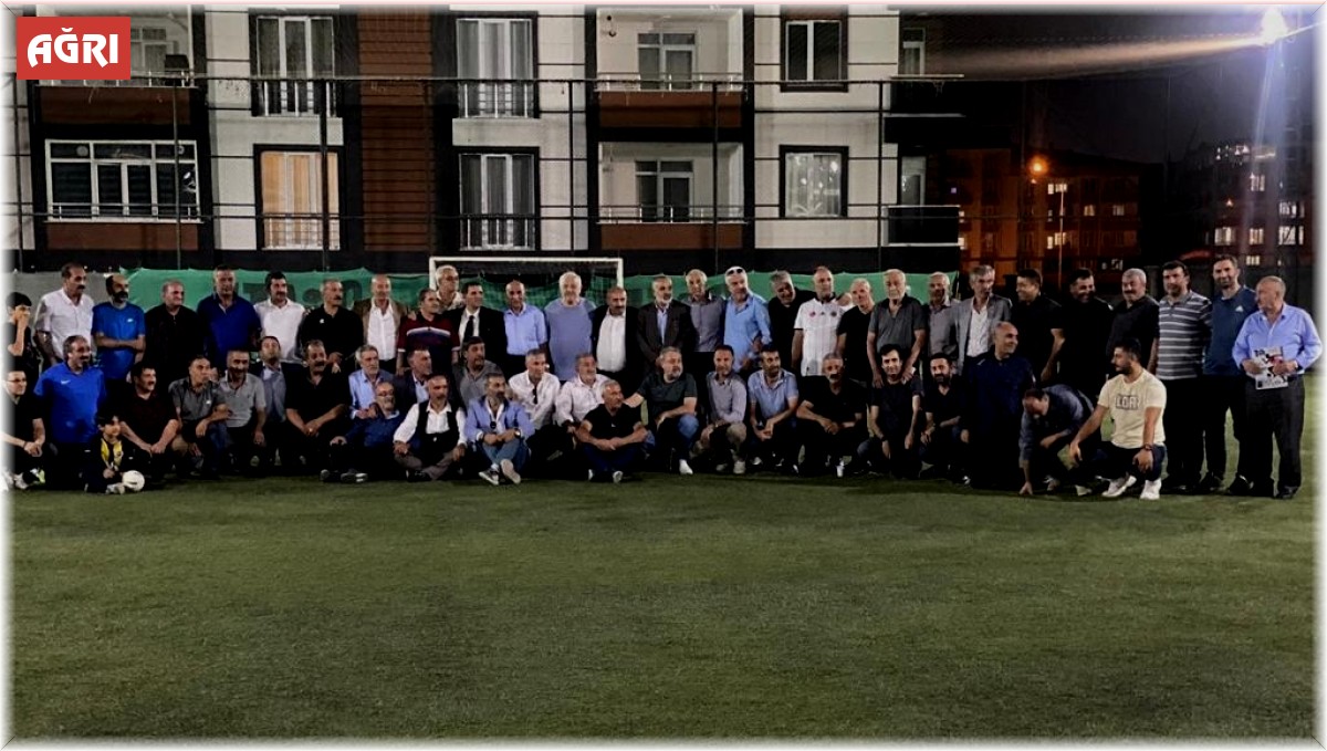 Ağrı'nın 4 farklı kuşakta ki spor adamları buluştu