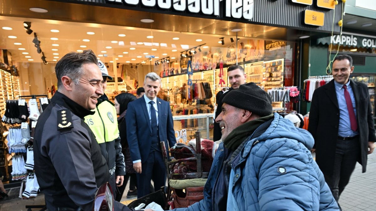 Ağrı'nın İki Yoğun Caddesinde Güvenlik Denetimi: Göksel Önder Sahaya Çıktı