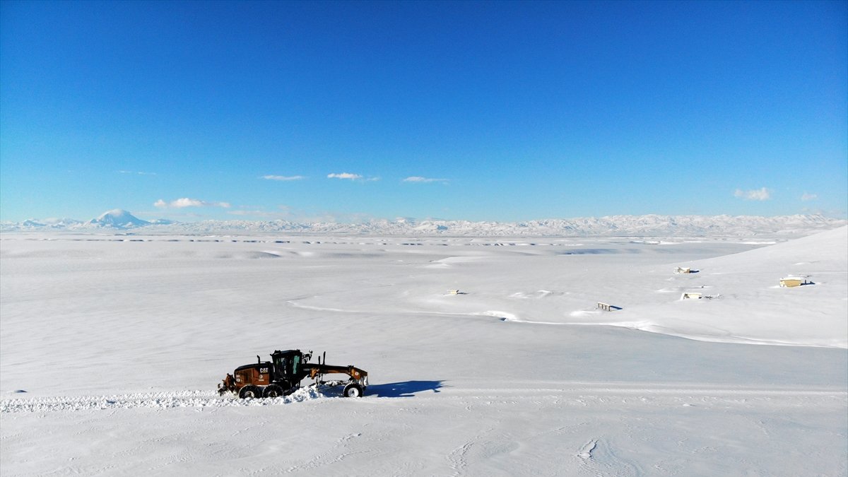 Ağrı'nın "kara kışı" geçen yılı aratmıyor