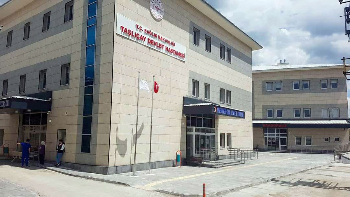 Ağrı'nın Taşlıçay İlçesinde Yeni Devlet Hastanesi Halkın Hizmetine Açıldı