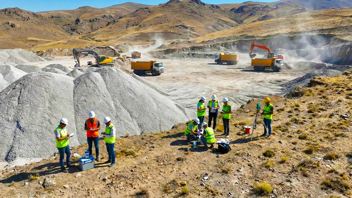 Ağrı Patnos’ta pomza maden ocağı projesi için çevresel inceleme süreci başladı