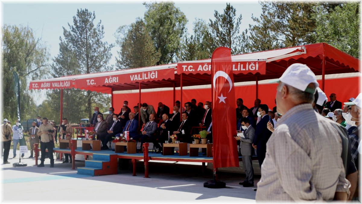 Ağrı Şeker Fabrikasında 2021-2022 pancar alım kampanyası törenle başladı