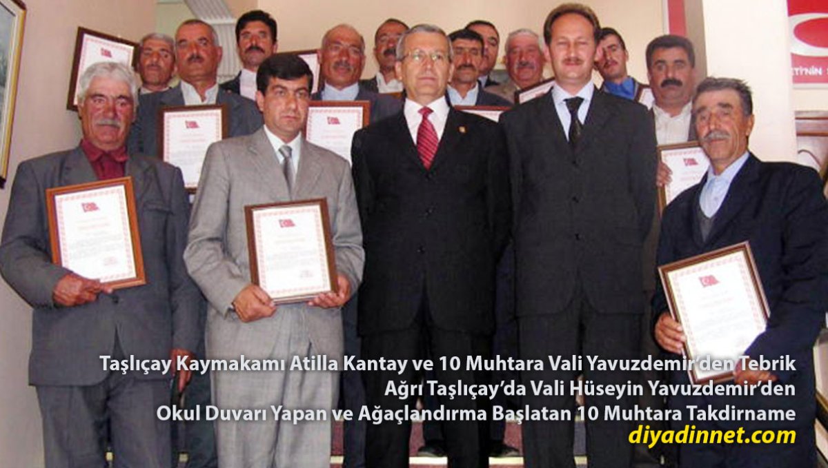 Ağrı Taşlıçay'da Başarılı 10 Muhtara Vali Yavuzdemir'den Takdirname