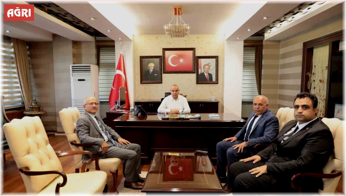 Ağrı Valisi Koç, Kağıthane Belediye Başkanı Öztekin ve diğer misafirleri ağırladı