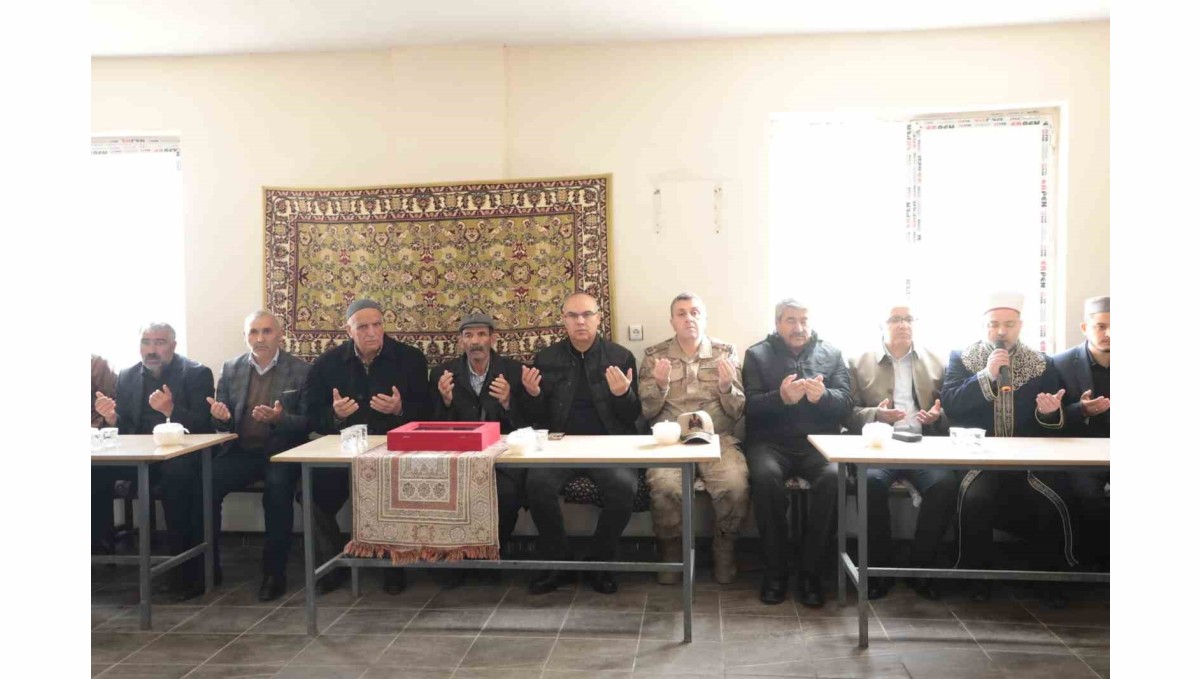 Ağrı Valisi Koç, Kıbrıs Gazisi Süleyman Pisil'in ailesine taziye ziyaretinde bulundu