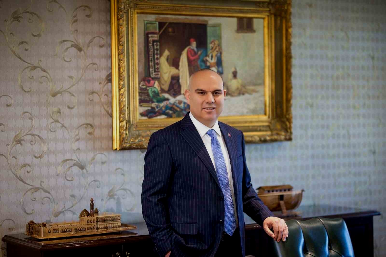 Ağrı Valisi Mustafa Koç kalp krizi geçirdi