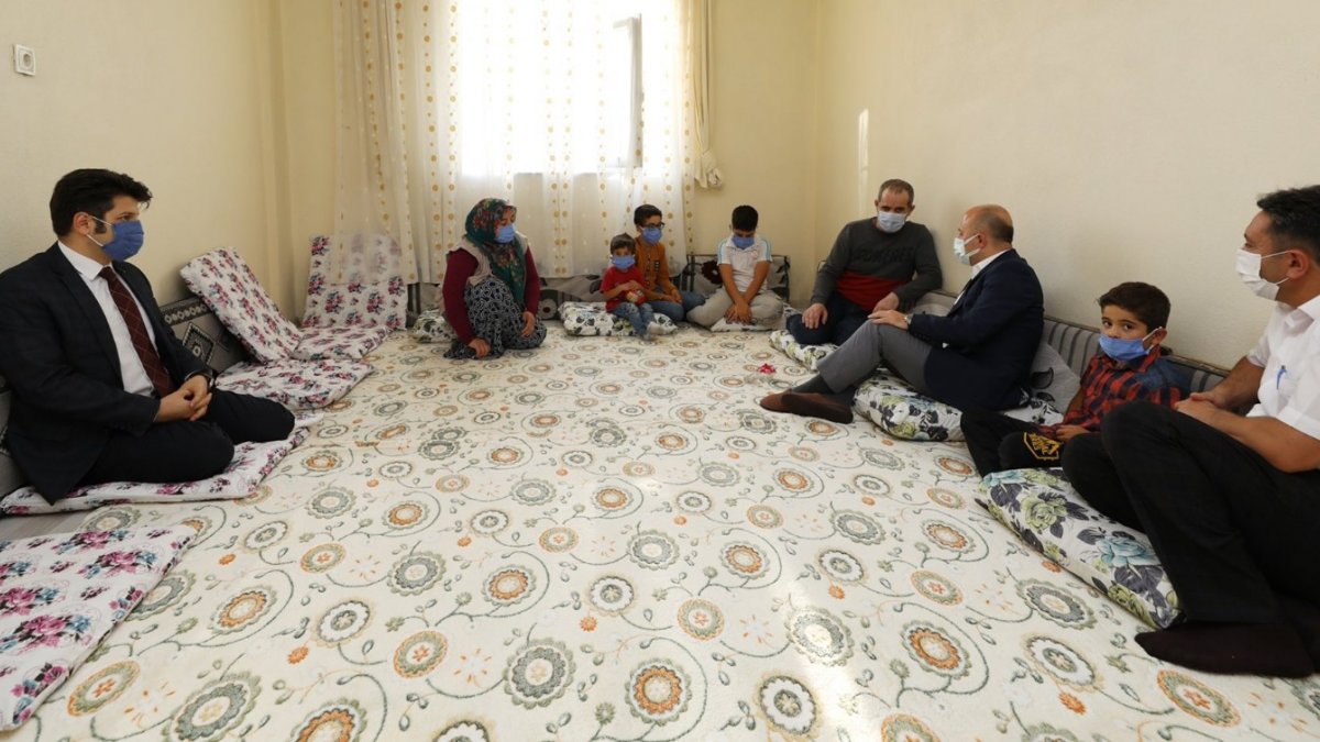 Ağrı Valisi Varol'dan Ülkeköle ailesine ziyaret