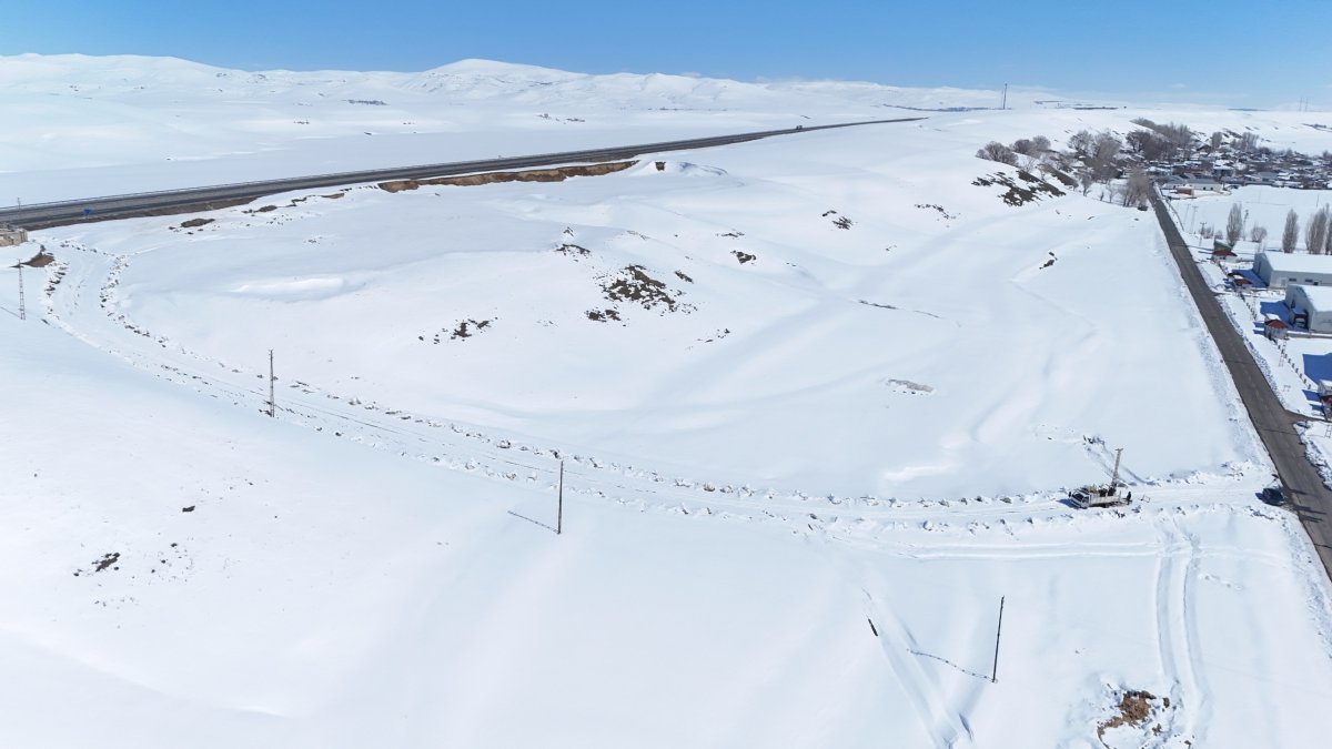 Ağrı’da 500 yataklı yeni devlet hastanesi için sondaj çalışmaları başladı