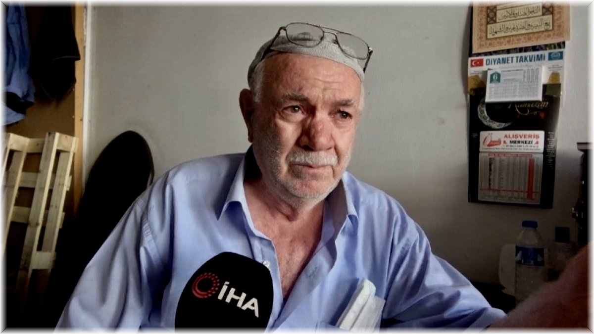 Ağrı’da 79 yaşındaki Turhan Yüz, üç asırlık çilingirlik mesleğini anlatırken gözyaşlarına boğuldu