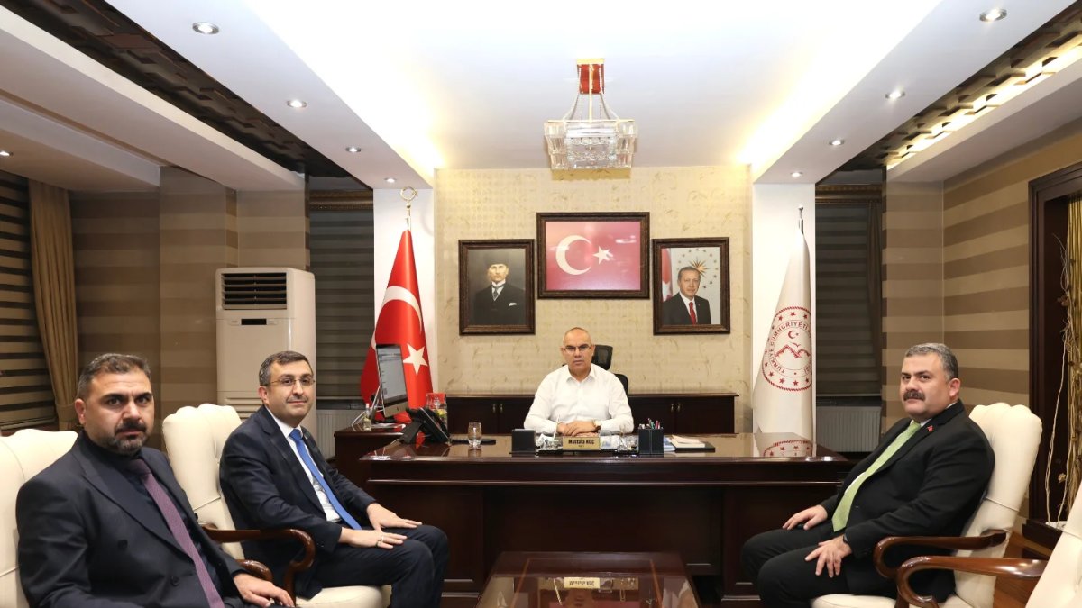 Ağrı’da AVM projesi Valilikte görüşüldü