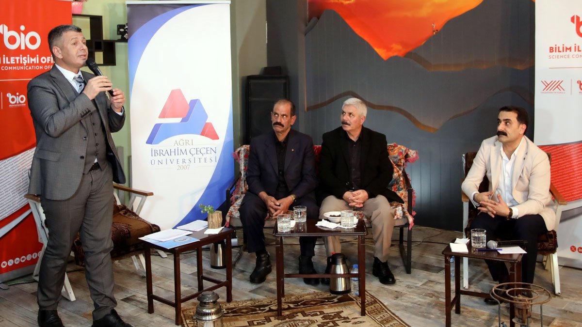 Ağrı’da Dengbêjlik Geleneği Bilimle Buluştu, Canlı Performansla Hayat Buldu