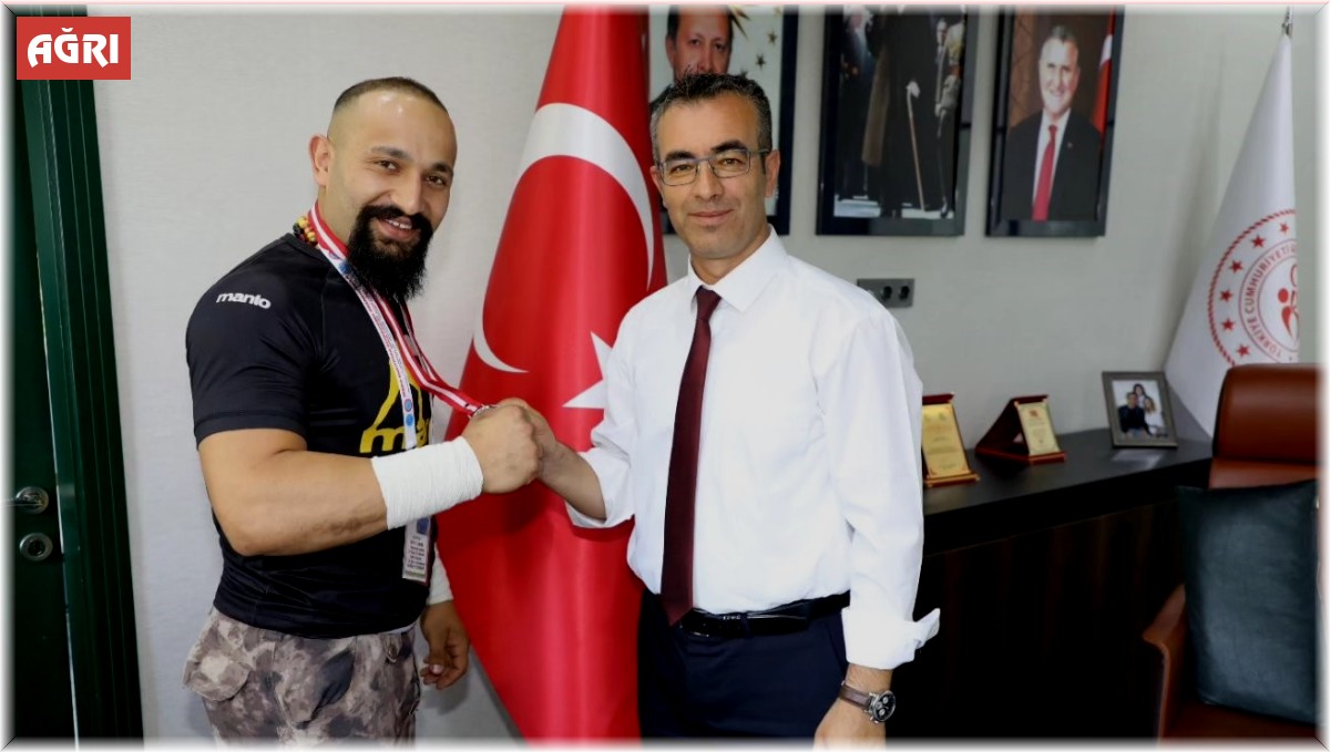 Ağrılı Jiu Jitsu sporcusu Hüseyin Taşdemir, Türkiye 2’ncisi olarak Milli Takım’a girdi