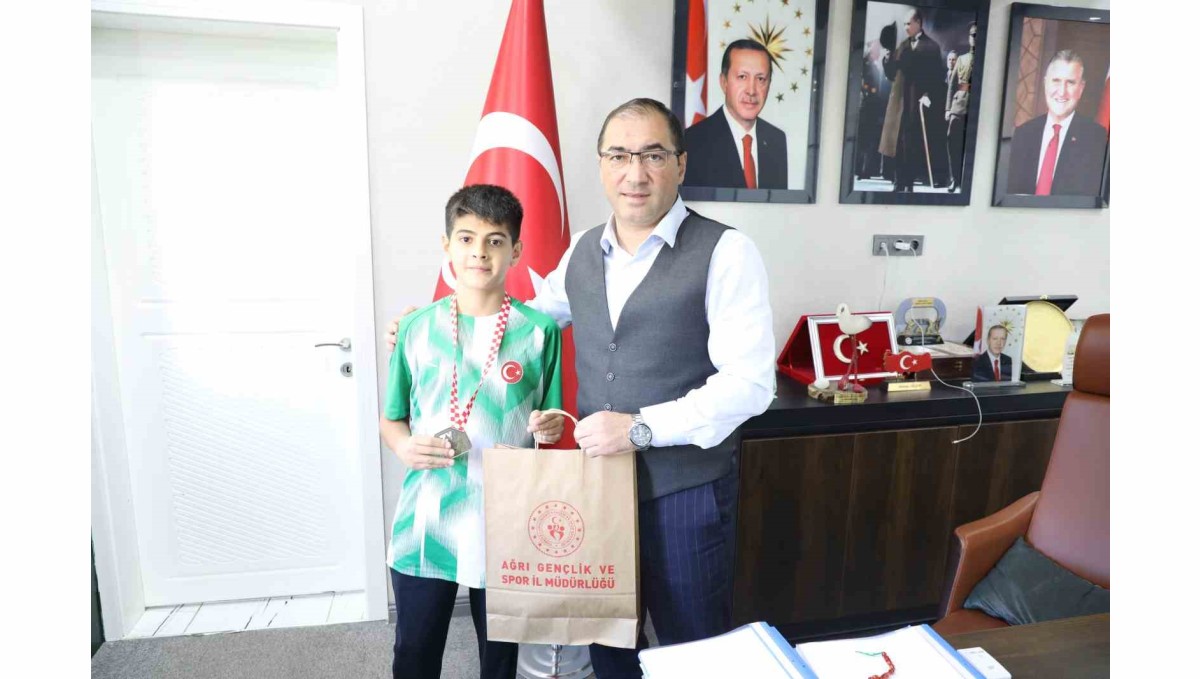 Ağrılı milli sporcu Eyüp Murat Alpaslan'dan büyük başarı