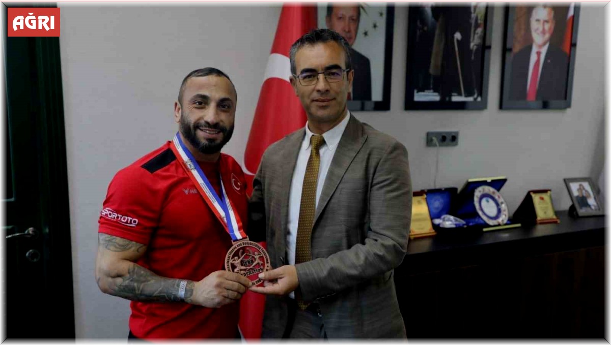 Ağrılı milli sporcu Muhammed Ali Bulgay, dünya üçüncüsü olarak döndü