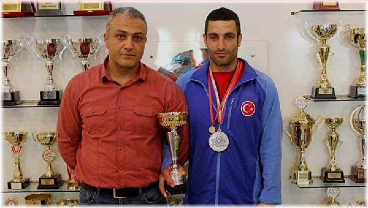 Ağrılı milli sporcu Ömer Çeçen, dünya şampiyonasında Türkiye’yi temsil edecek