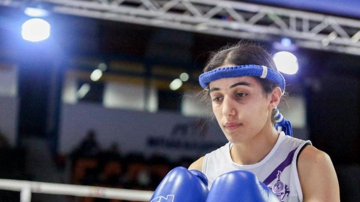 Ağrılı milli sporcu Sibel Oruç, Muaythai Dünya Şampiyonası'nda dünya ikincisi oldu