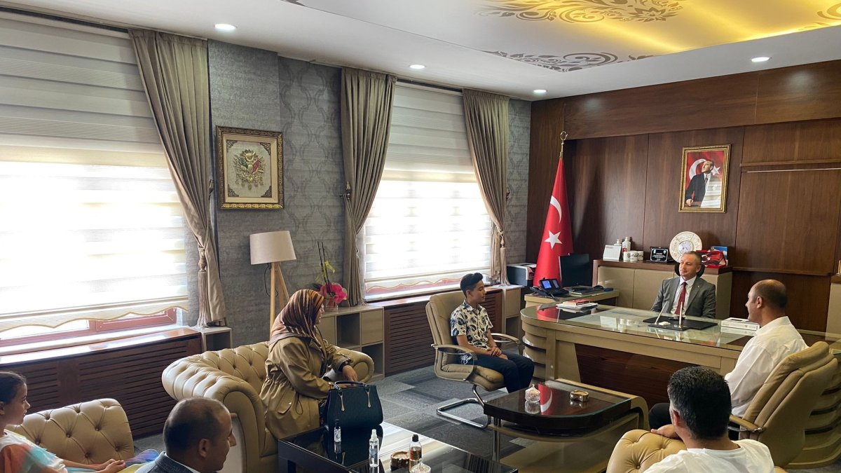 Ağrılı öğrenci Ahmet Asaf Demirci, LGS’de 500 tam puanla Türkiye birincisi oldu