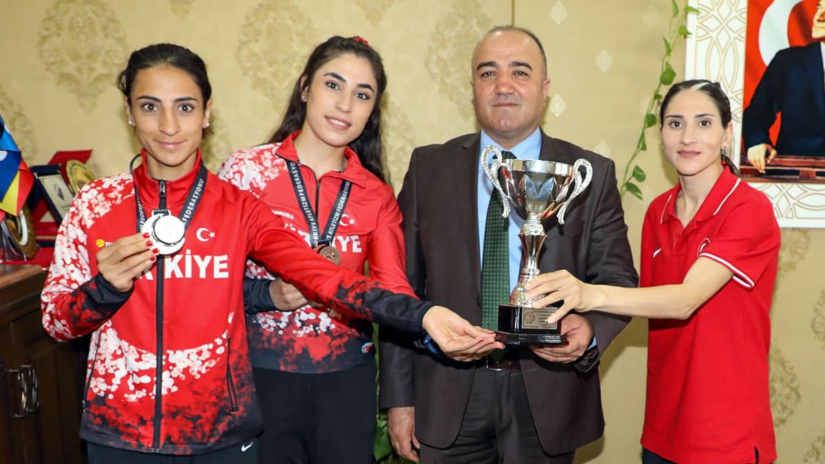 Ağrılı Sporcular Balkan Dağ Şampiyonası'nda Ülkemizi Temsil Edecek!