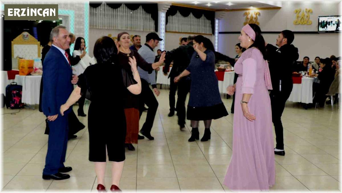 Ahıska Türkleri 'toy' geleneklerini Erzincan'da sürdürüyor
