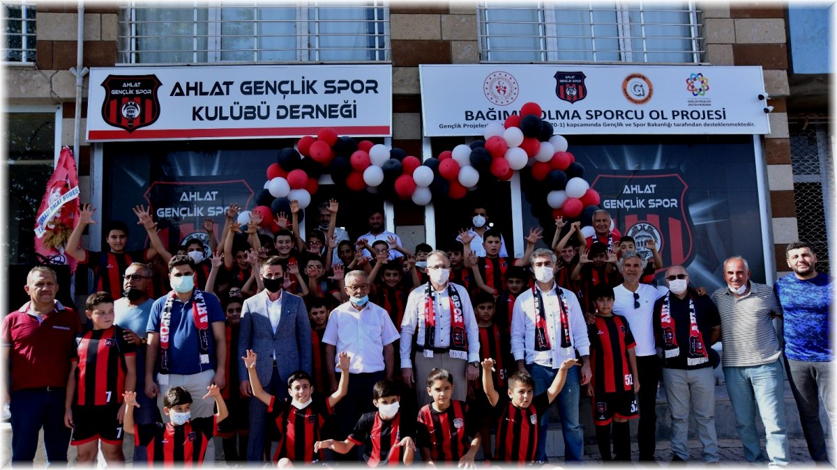 Ahlat Gençlik Spor Kulübü Derneği açıldı