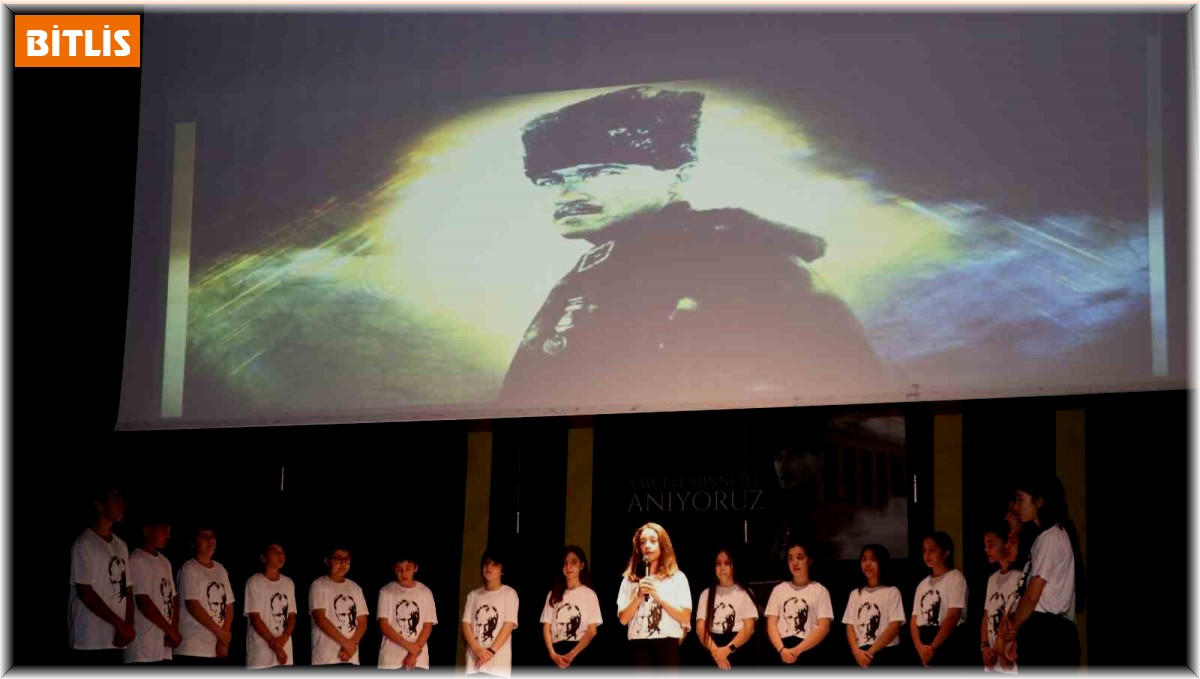 Ahlat'ta 10 Kasım Atatürk'ü Anma programı
