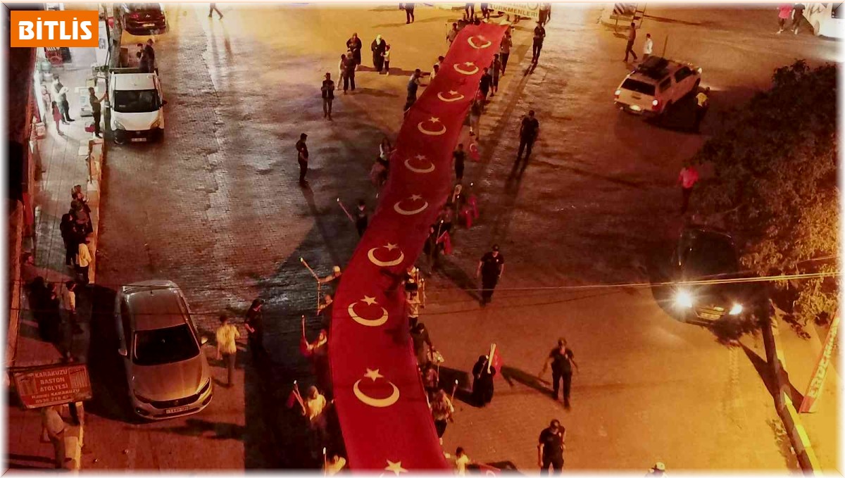 Ahlat'ta 'Fener Alayı' yürüyüşü