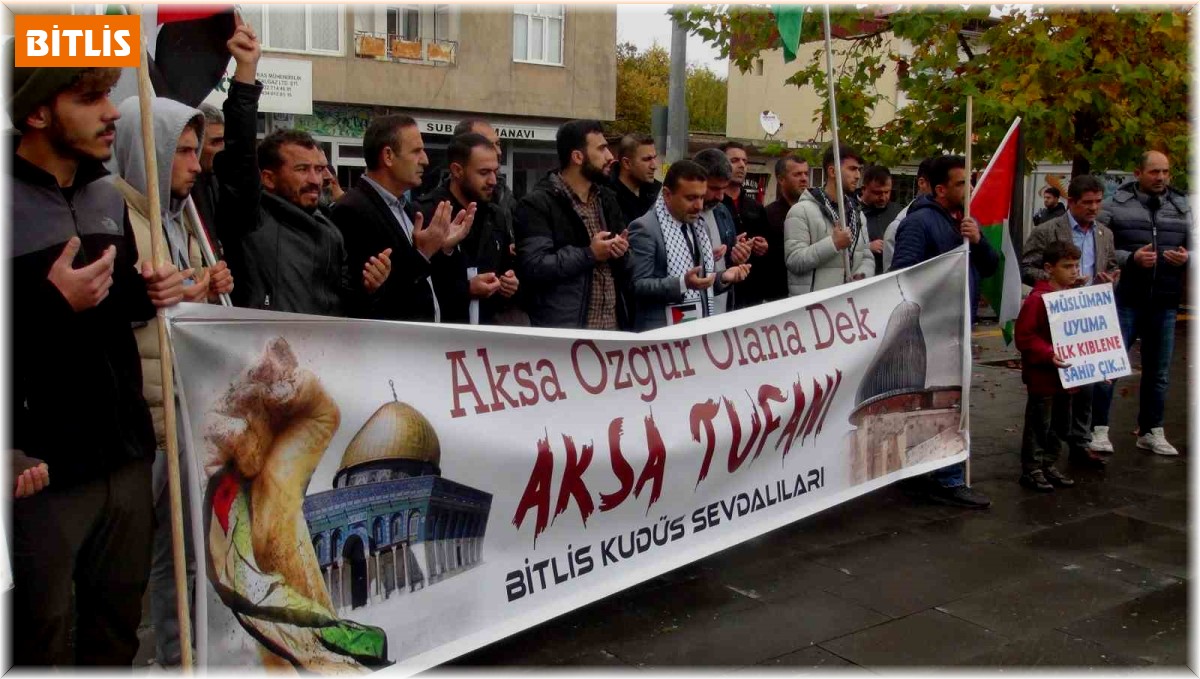 Ahlat'ta İsrail'in saldırıları protesto edildi