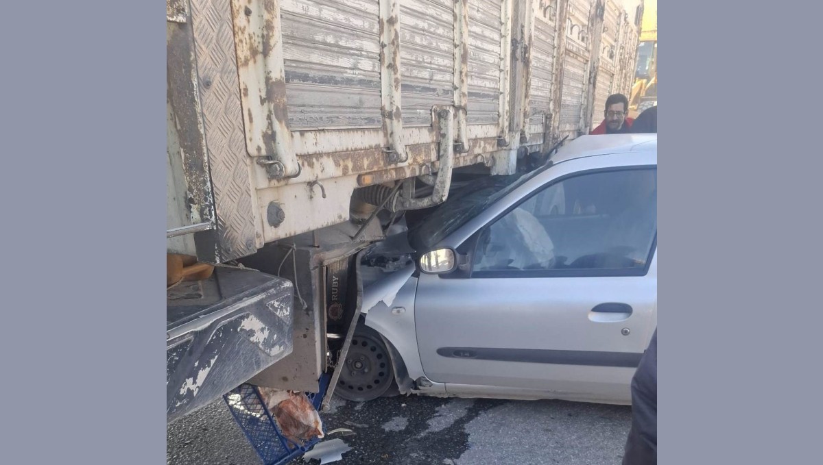 Ahlat'ta trafik kazası: 4 yaralı