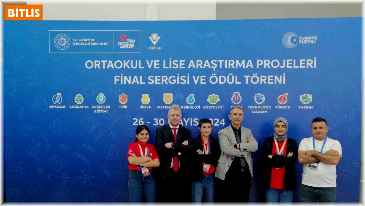 Ahlatlı öğrenciler Türkiye 3'üncüsü oldu