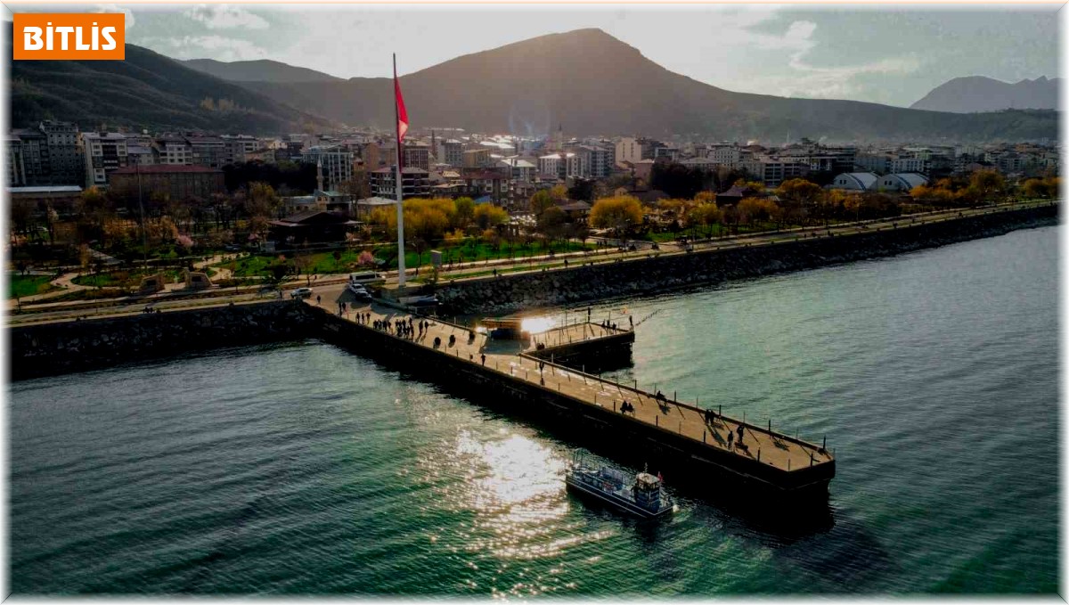 "Ahtapot 6" Van Gölü'nü temizleyecek