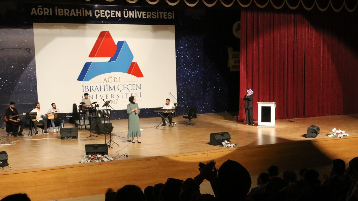 AİÇÜ 13. Bahar Şenlikleri Ödül Töreni Düzenlendi