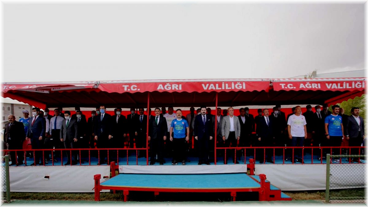 AİÇÜ, Ağrı Dağı Tenis Turnuvasına ev sahipliği yapıyor