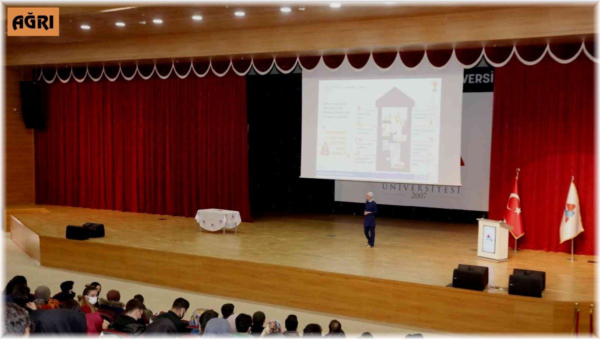 AİÇÜ'de "Afet farkındalık eğitimi" verildi