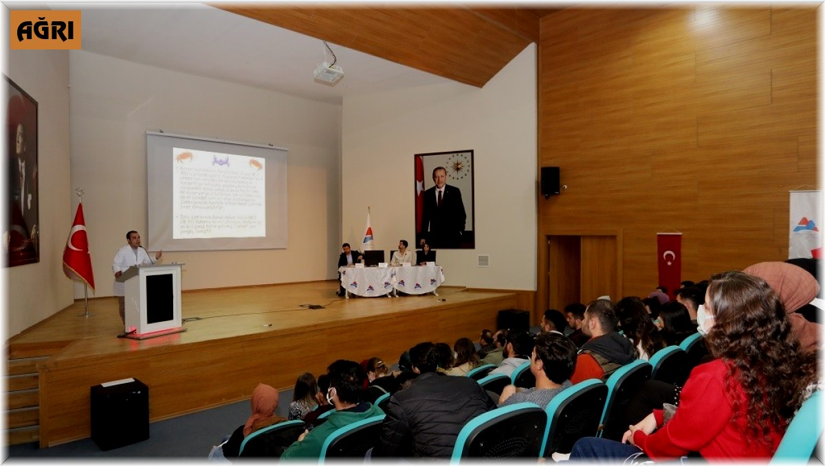 AİÇÜ'de "Kanser Hastalığı ve Tarama Programları" paneli düzenlendi