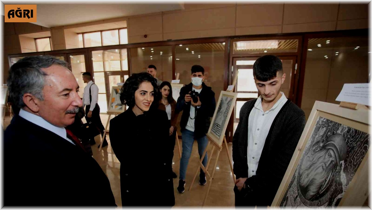 AİÇÜ'de tasarım sergisi açıldı