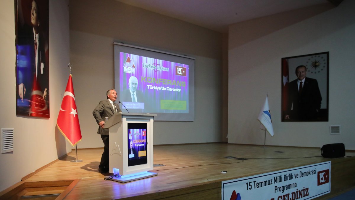 AİÇÜ'de 'Türkiye'de Darbeler' konferansı gerçekleştirildi