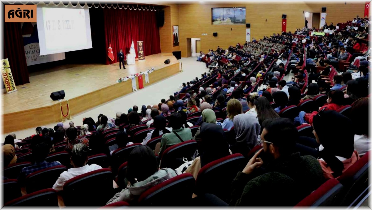 AİÇÜ'de uyuşturucu ile mücadele ve farkındalık konferansı gerçekleştirildi