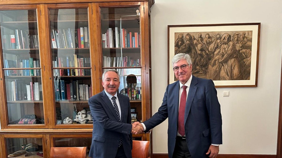 AİÇÜ ile Portekiz Porto Üniversitesi Arasında İş Birliği Protokolü İmzalandı