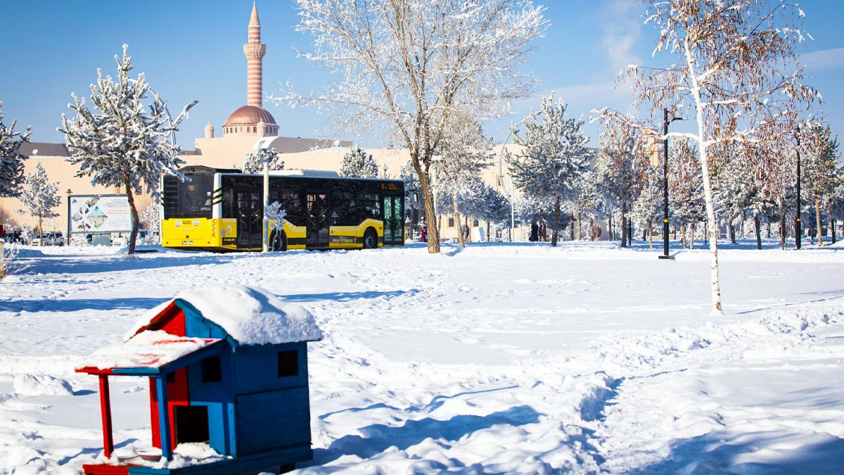 AİÇÜ Kampüsünde Alışılmadık Sessizlik: Yarıyıl Tatilinde Ortaya Çıkan Manzara