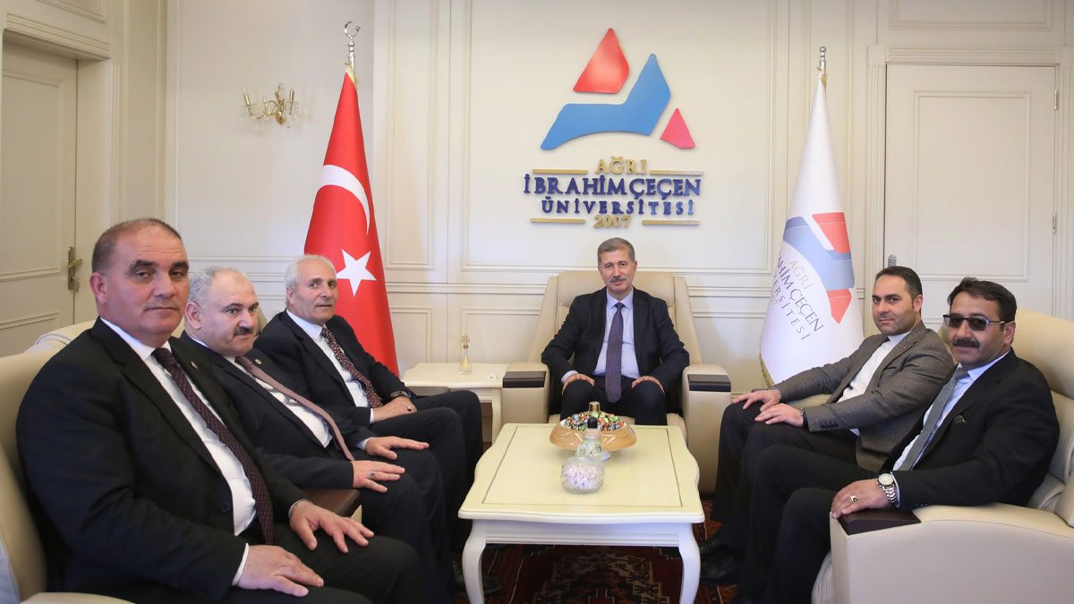 AİÇÜ Rektörü Prof. Dr. İlhami Gülçin’e Eleşkirt ve Belde Belediye Başkanlarından Hayırlı Olsun Ziyareti