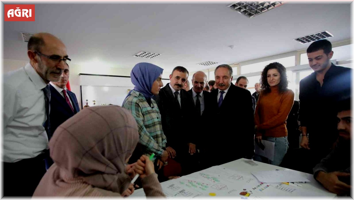 AİÇÜ Rektörü Prof. Dr. Karabulut, "Kalite Güvencesi Sistemi ve Akreditasyonda Öğrencinin Rolü" seminer ve çalıştayına katıldı