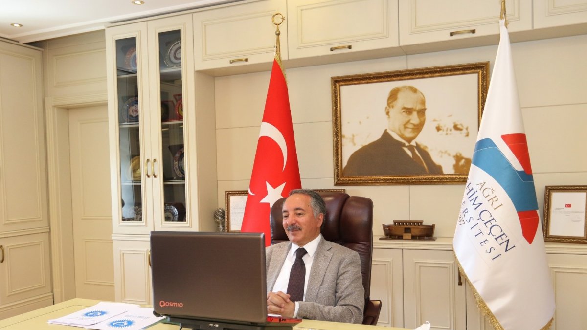 AİÇÜ, Türk Dünyası Dijital Vatandaşlık Projesi iş protokolünü imzaladı