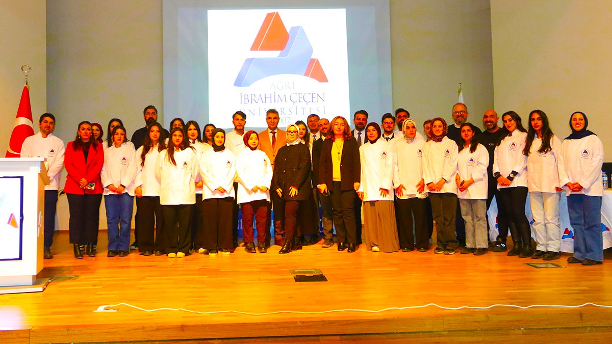 AİÇÜ’de Gastronomi öğrencileri için “Beyaz Önlük Giyme” töreni düzenlendi