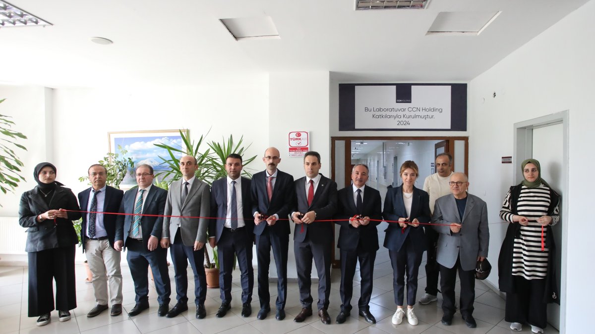 AİÇÜ’de Hücre Kültürü ve Moleküler Kanser Araştırma Laboratuvarı Açıldı