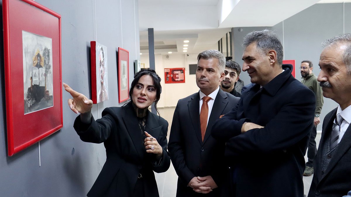 AİÇÜ’deki “Regülasyon” Sergisi Sanatın Denge ve Dönüşüm Yüzünü Ortaya Koydu