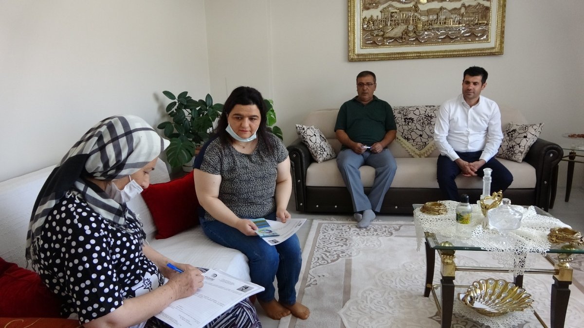 Aileler uyuşturucuya karşı 'Gençliğine İyi Bak' projesiyle bilgilendiriliyor