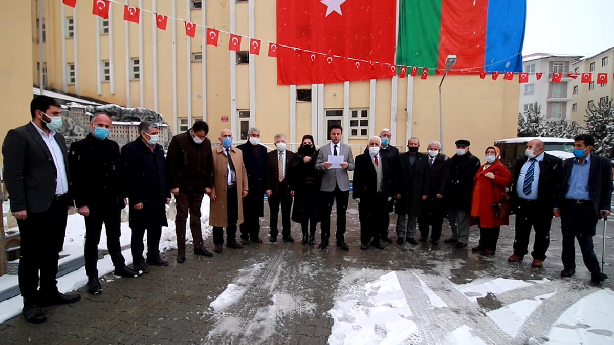 AK Parti Ağrı Belediye Meclisi'nden Savcı Sayan'a Destek Açıklaması